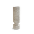 Zylindrischer Kerzenhalter aus hellem Travertin von PAVA FUMA – minimalistisches Design für Stabkerzen, handgefertigt und stilvoll in Szene gesetzt. Ideal als natürliches Wohnaccessoire mit ruhiger Ausstrahlung.