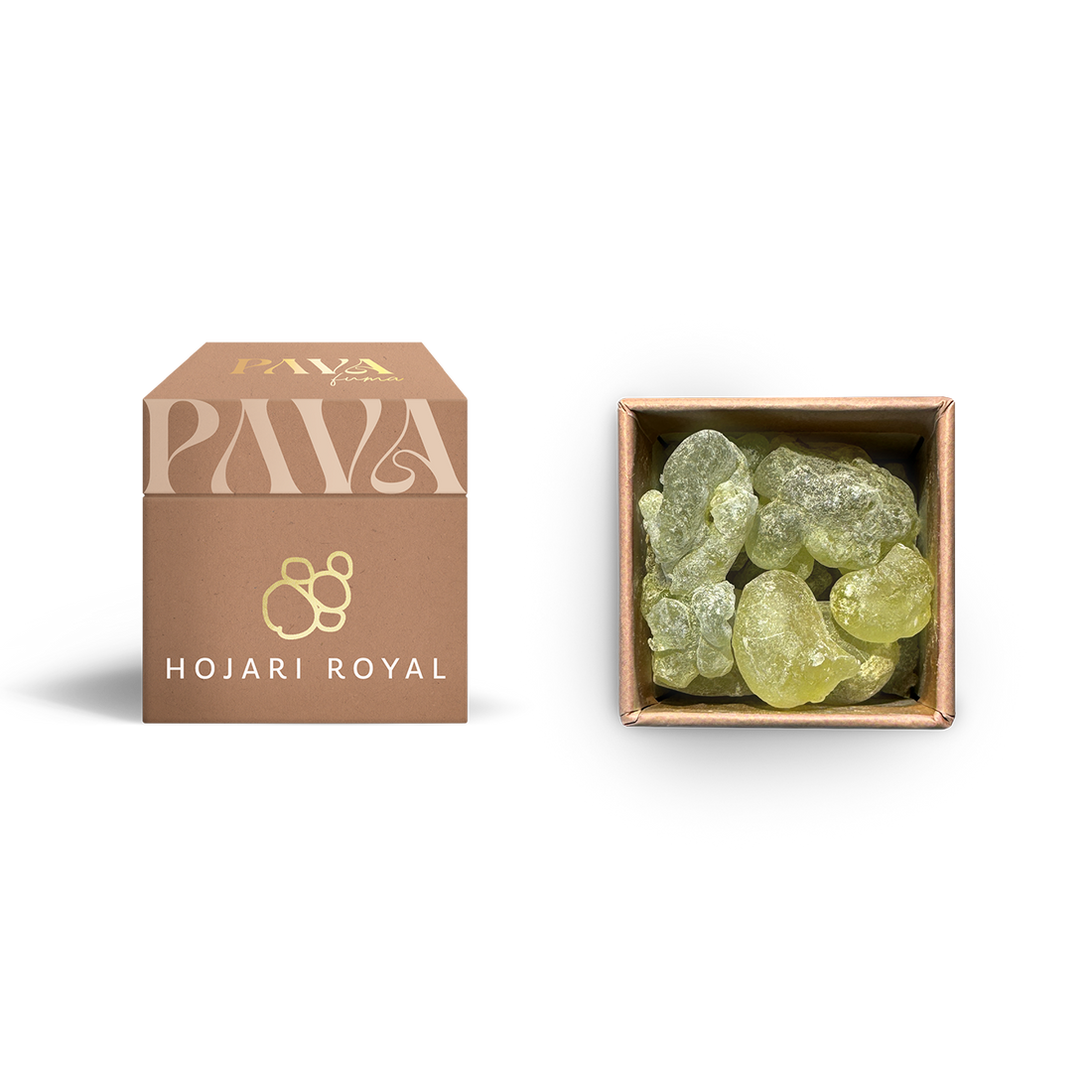 Der Weihrauch „Hojari Royal“ von PAVAFUMA – links die edle, sandfarbene Duft-Box mit goldgeprägtem Logo, rechts daneben der Blick von oben in die geöffnete Verpackung, in der die großen, hellgrünen Weihrauchstücke des hochwertigen Hojari Harzes aus dem Oman zu sehen sind.