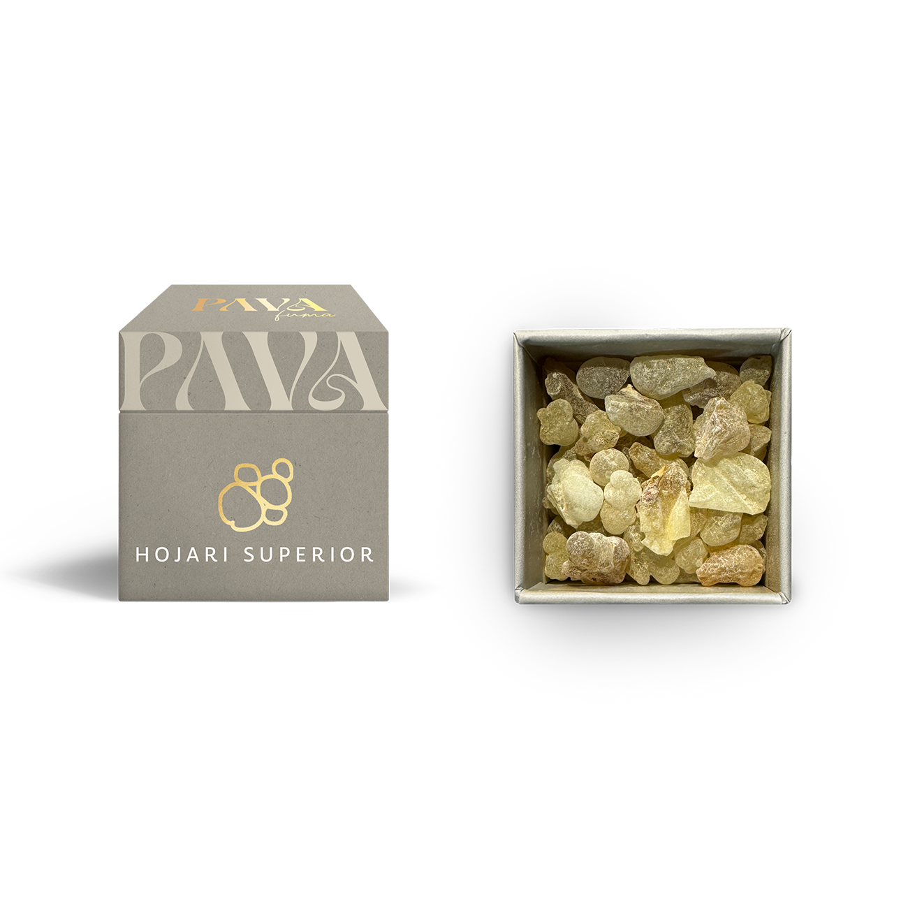 Der Weihrauch „Hojari Superior“ von PAVAFUMA – links die hochwertige, graue Duft-Tube mit goldgeprägtem Logo, rechts daneben der Blick von oben in die geöffnete Verpackung mit den goldgelben bis bernsteinfarbenen Harzstücken des edlen Hojari-Weihrauchs aus dem Oman.