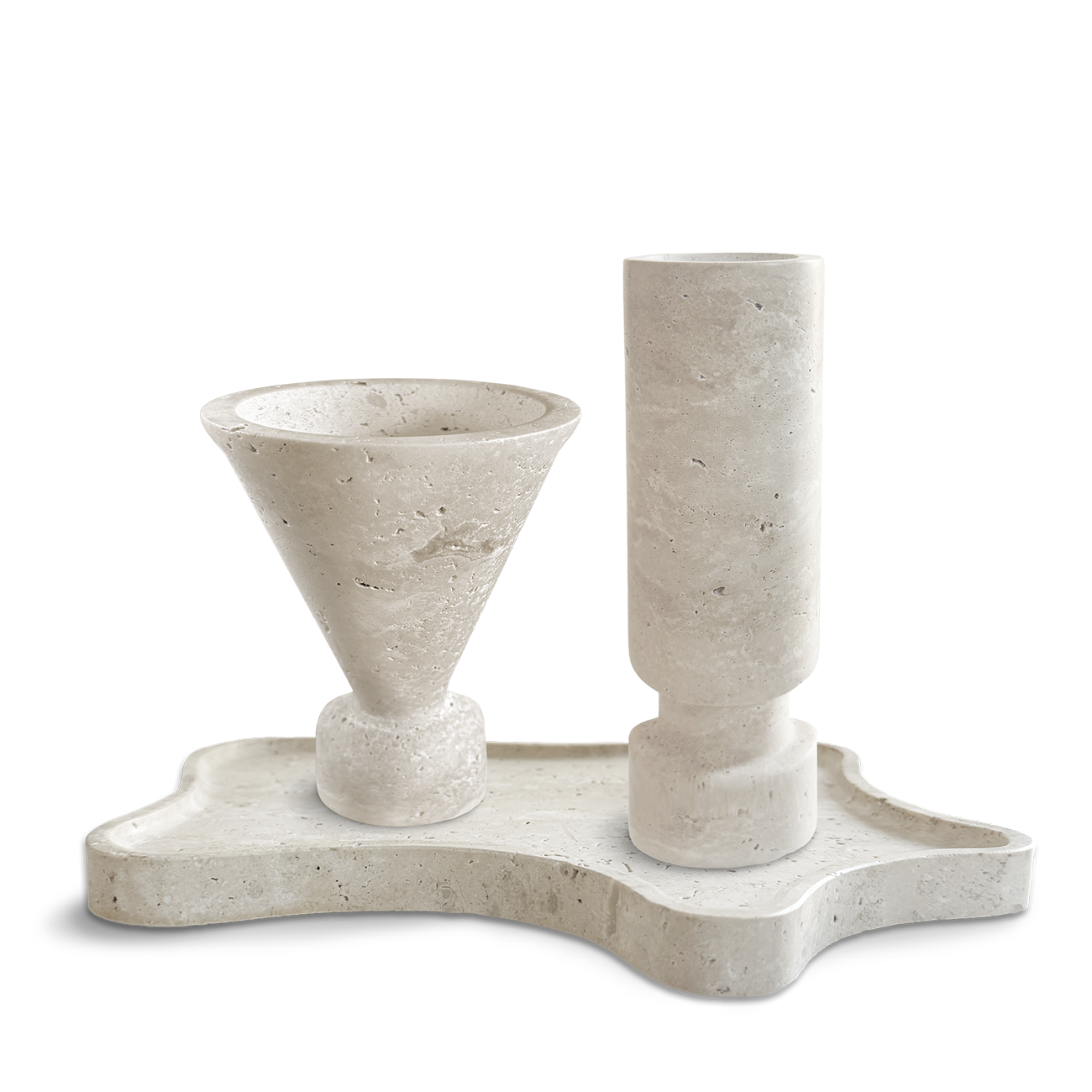 Design-Räucherset aus hellem Travertinstein – bestehend aus einem kelchförmigen Räuchergefäß, einem zylindrischen Kerzenhalter und einer organisch geformten Basisplatte. Puristisch, handgefertigt und ideal für moderne Räucherrituale mit stilvollem Lichtakzent.