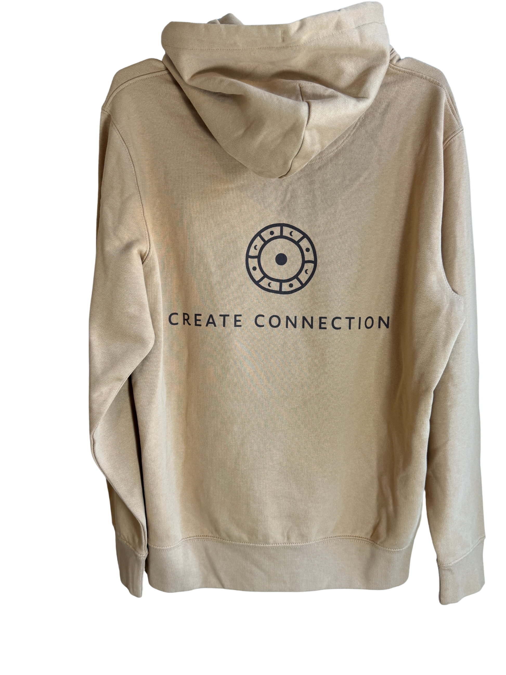 PAVA "Create Connection" Hoodie – Desert - warmer Desert-Ton, Rückseite mit Jahresradsymbol und ´create connection´-Aufschrift. 