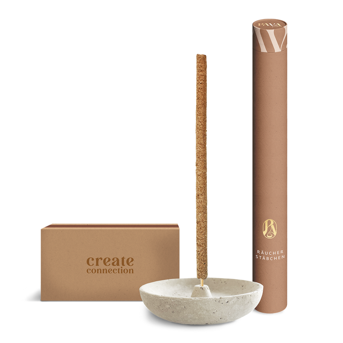 Räucherset Helios von PAVA FUMA – stilvoll arrangiertes Set mit naturfarbener Schale als Halter für ein Räucherstäbchen, minimalistischer Stäbchen-Röhre und einer „create connection“-Streichholzschachtel. Ein ästhetisches Ensemble für dein tägliches Ritual – schlicht, modern und harmonisch inszeniert.