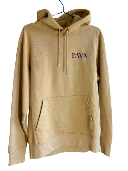 PAVA &quot;Create Connection&quot; Hoodie – Desert - warmer Desert-Ton, Vorderseite mit Pava-Logo, Kangurutsche, Kapuze mit Kordel.