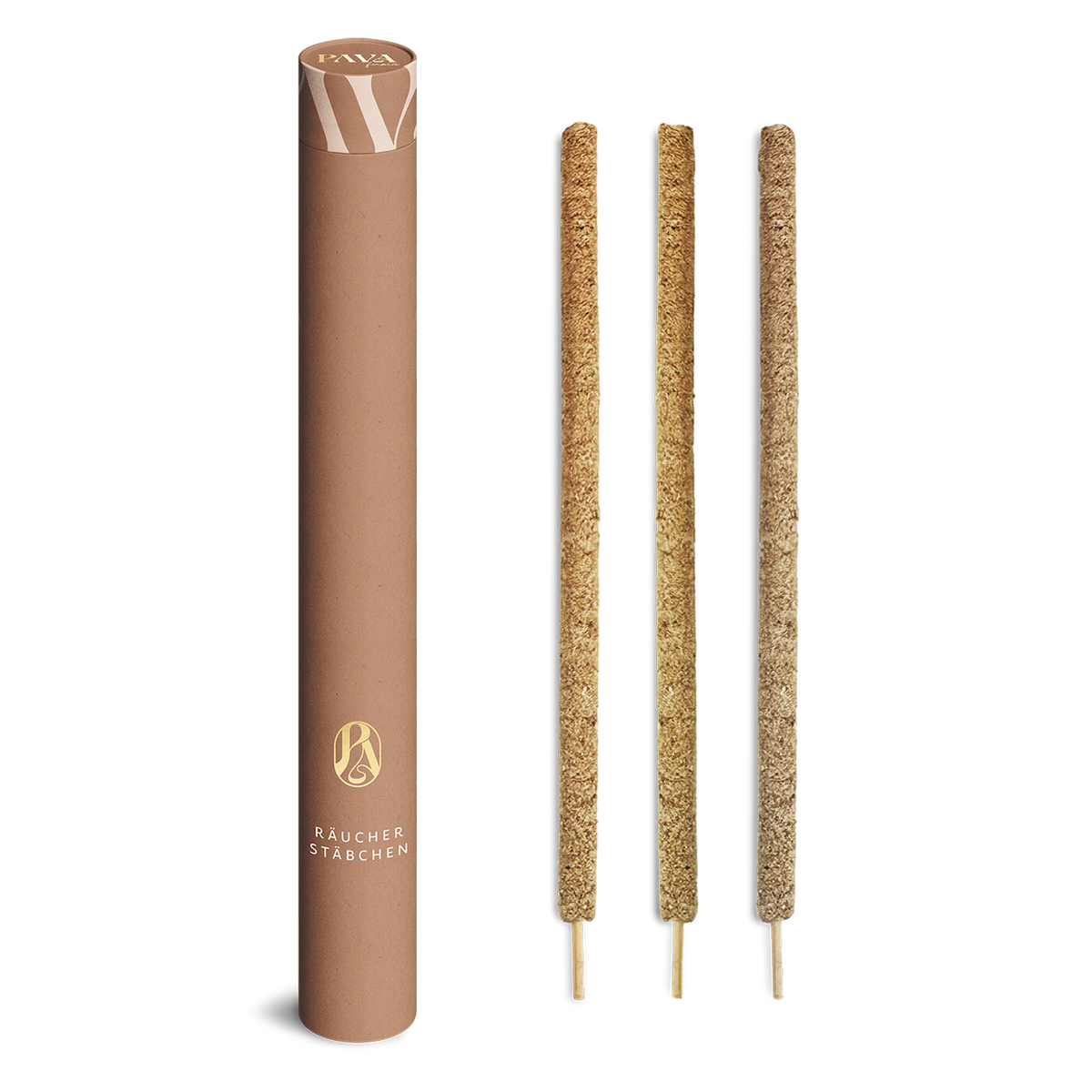 Räucherstäbchen von PAVAFUMA – links eine hohe, zylindrische Papp-Tube in Naturbraun mit stilisiertem Logo und dem Schriftzug „RÄUCHERSTÄBCHEN“, rechts daneben drei naturbelassene, hochwertige Räucherstäbchen mit goldenem Holzfuß. Die Stäbchen sind frei von künstlichen Zusätzen und entfalten beim Abbrennen einen sanften, naturreinen Duft – ideal für Meditation, Rituale oder entspannte Momente im Alltag.